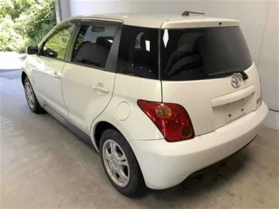 Toyota IST