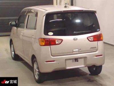 Daihatsu MAX