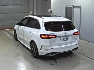 Mercedes-Benz B CLASS