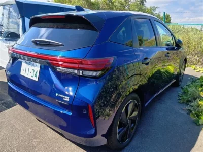 Nissan AURA