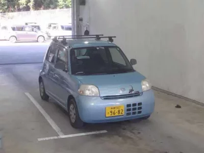 Daihatsu Esse