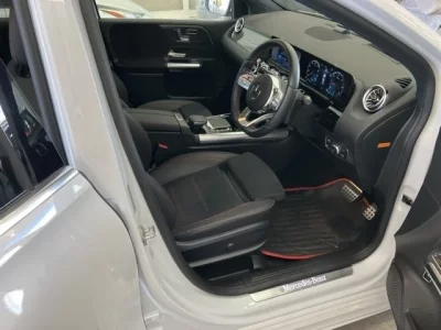 Mercedes-Benz B CLASS
