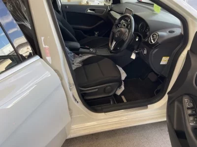 Mercedes-Benz B CLASS
