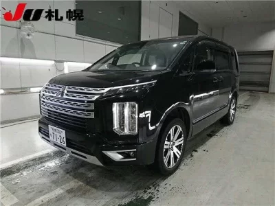 Mitsubishi DELICA D5