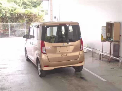 Mitsubishi EK SPACE