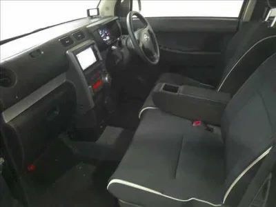 Toyota PIXIS SPACE