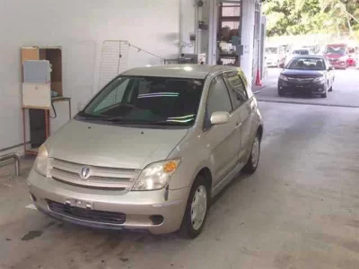 Toyota IST