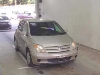 Toyota IST