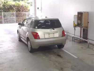 Toyota IST