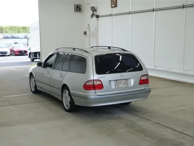 Mercedes-Benz E CLASS WAGON