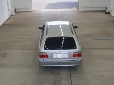 Mercedes-Benz E CLASS WAGON
