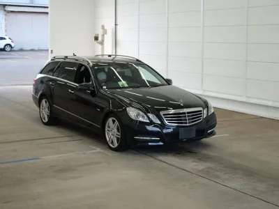 Mercedes-Benz E CLASS WAGON
