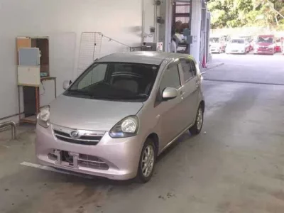 Daihatsu MIRA E S