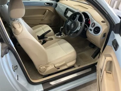 Volkswagen THE BEETLE
