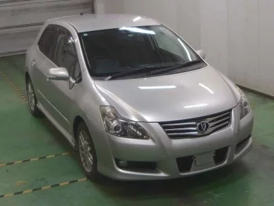 Toyota BLADE
