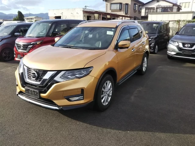 Nissan X-TRAIL