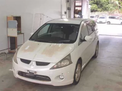 Mitsubishi GRANDIS