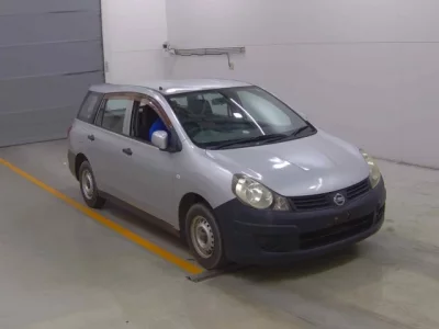 Nissan AD