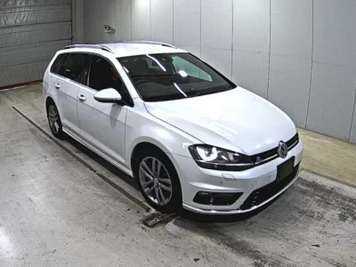 Volkswagen GOLF VARIANT