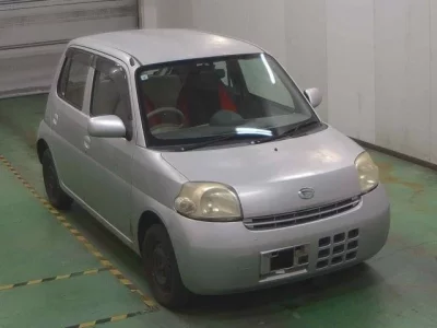 Daihatsu Esse