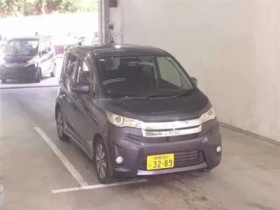 Mitsubishi EK CUSTOM