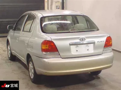 Toyota PLATZ
