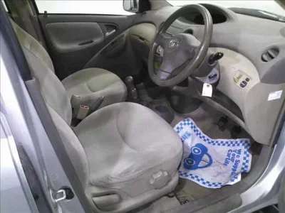 Toyota PLATZ
