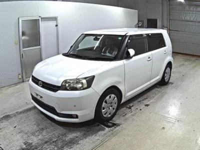 Toyota COROLLA RUMION