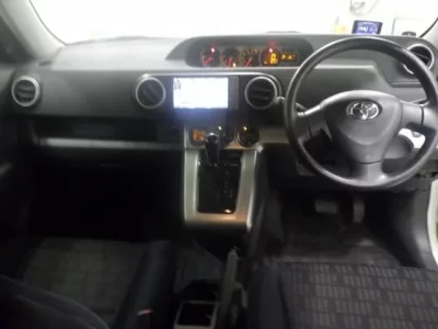 Toyota COROLLA RUMION