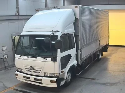 Nissan CONDOR