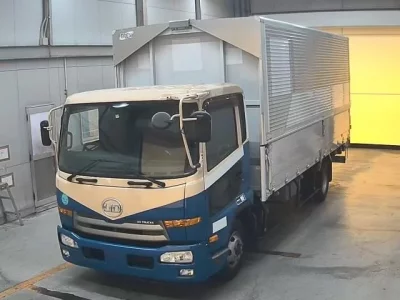 Nissan CONDOR