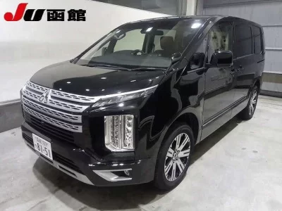Mitsubishi DELICA D5