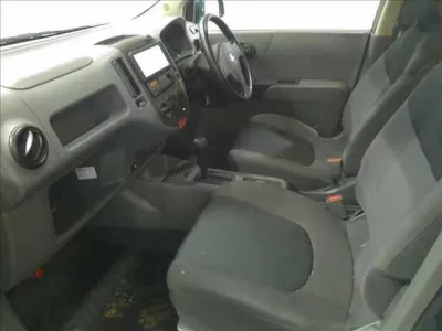 Nissan AD