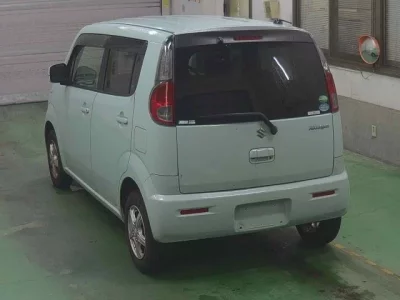 Suzuki MRWAGON