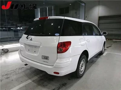 Mitsubishi LANCER VAN