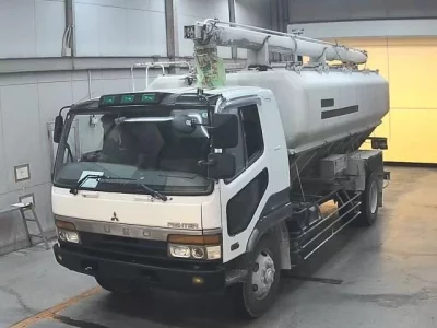 Mitsubishi FUSO FIGHTER