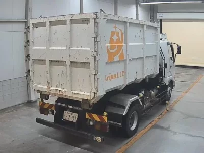 Mitsubishi FUSO FIGHTER