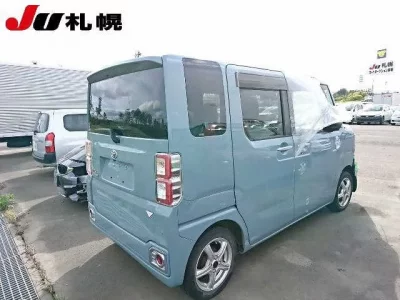 Toyota PIXIS MEGA