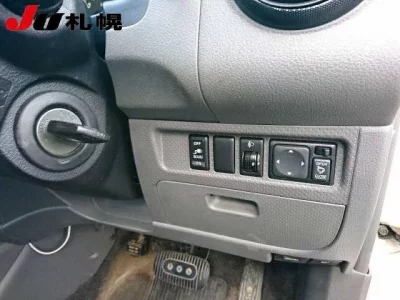 Nissan AD