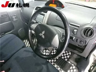 Mitsubishi EK SPORTS