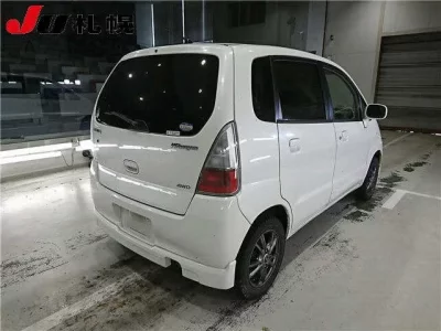 Suzuki MRWAGON