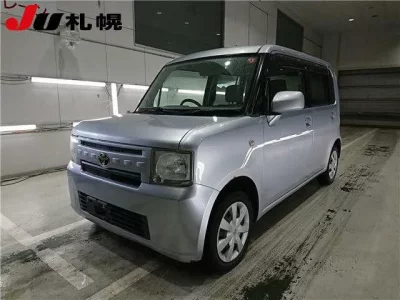 Toyota PIXIS SPACE
