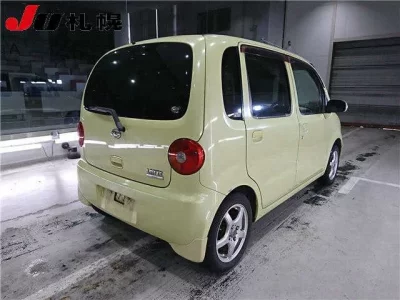 Daihatsu MOVE LATTE