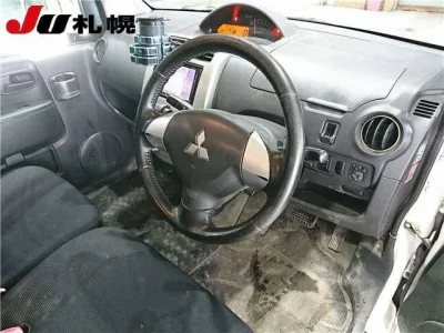 Mitsubishi EK SPORTS