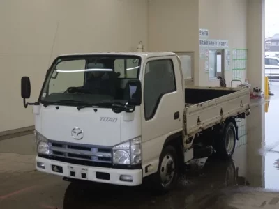 Mazda TITAN