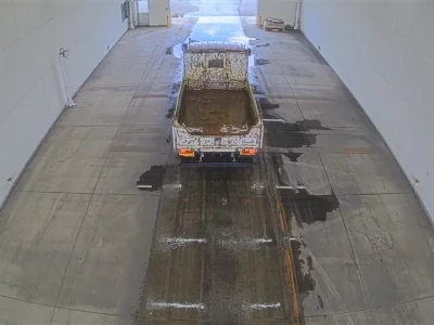 Nissan TRUCK
