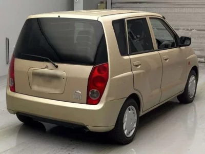 Mitsubishi DINGO