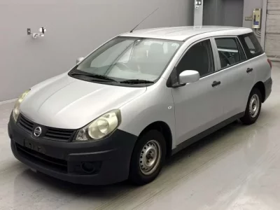 Nissan AD