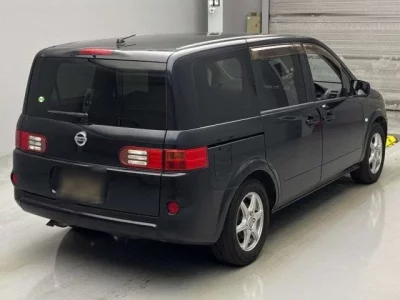 Nissan LAFESTA