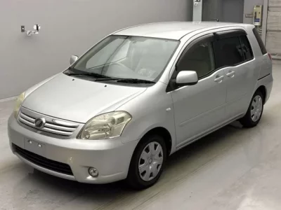 Toyota RAUM